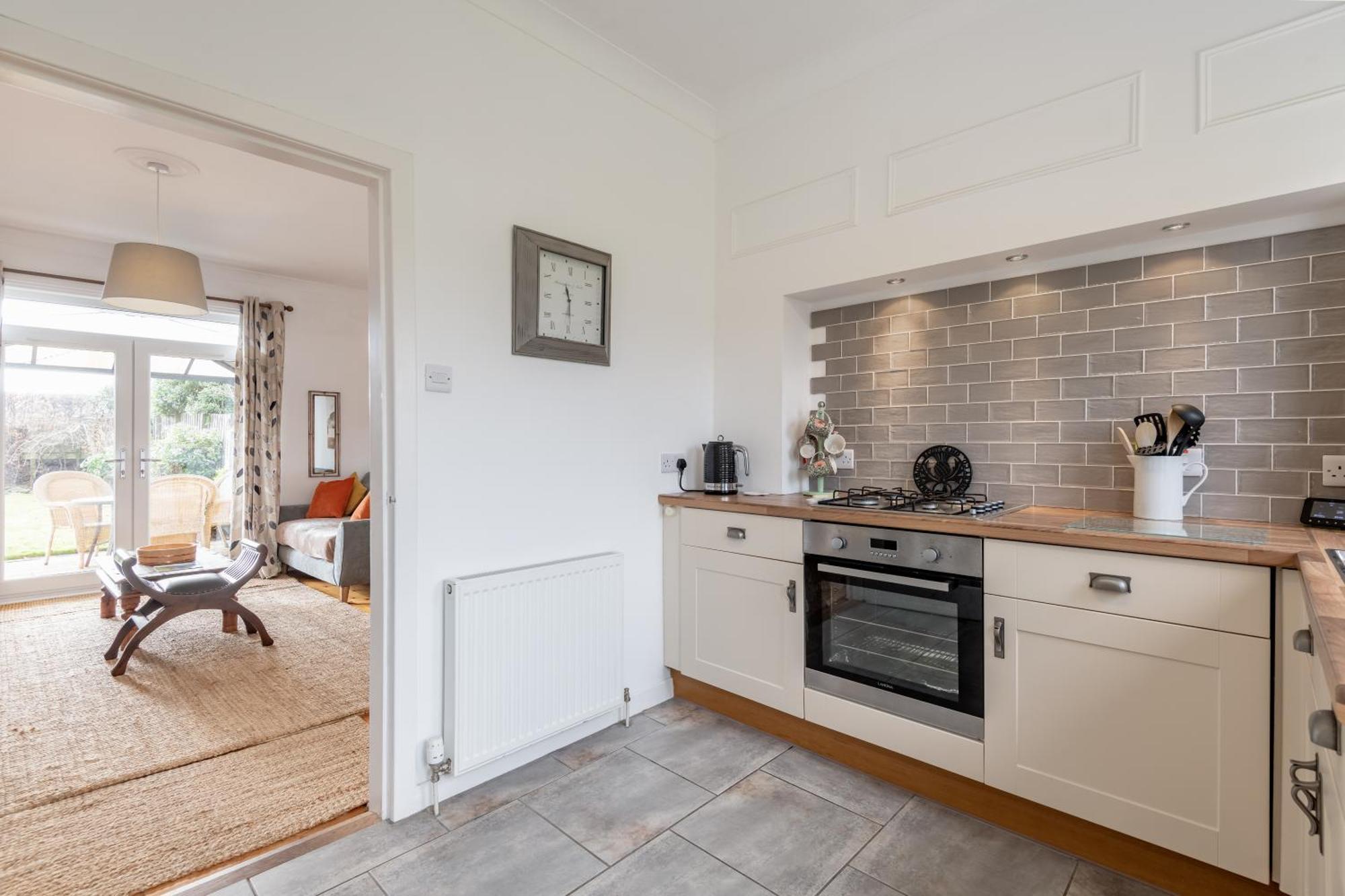 Heather Cottage, 2 Bedroom In Комри Екстериор снимка
